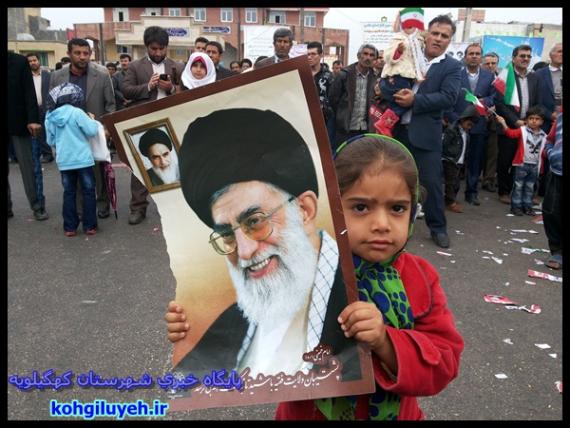 حضور متفاوت کودکان و نوجوانان دهدشتی در راهپیمایی 22 بهمن به روایت تصویر