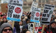 تظاهرات در واشنگتن و لس‌آنجلس در اعتراض به سیاست‌های مداخله‌جویانه آمریکا در خاورمیانه